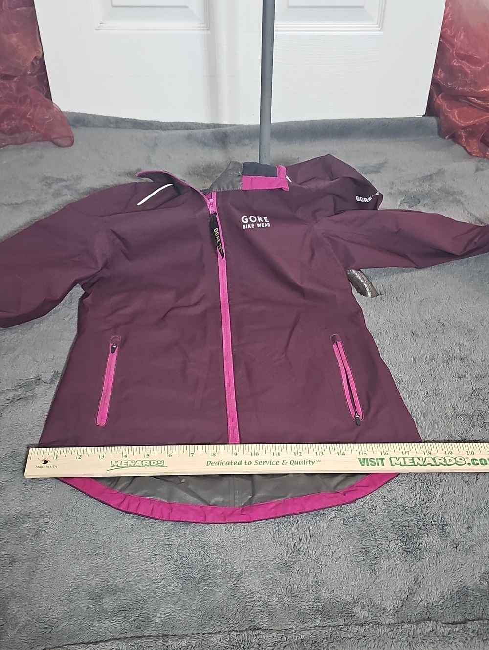 Gore Bike Wear GORE-TEX Women's Cycling Rain Jacket Waterproof Plum XS - Picture 7 of 13